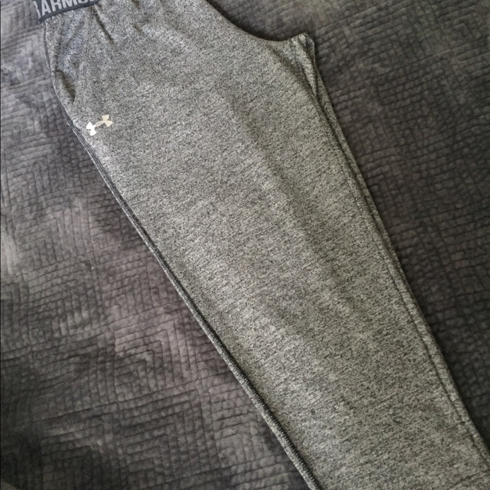 Under Armor pants - Picture 2 of 5